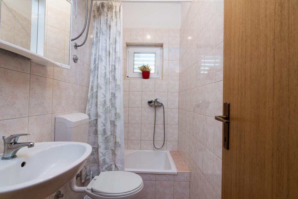 Apartments Mirko Vinišće Pokoj fotografie